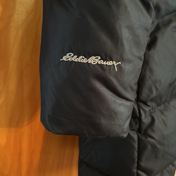 Eddie Bauer black down puffer coat! - Picture 6 of 11